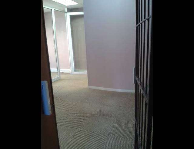 114M² OFFICE TO LET IN BELLVILLE CENTRAL
